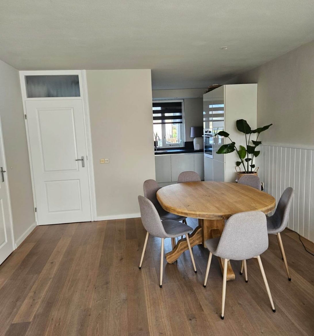 ef2db212-877e-42d7-9ab2-ace529f30cfb